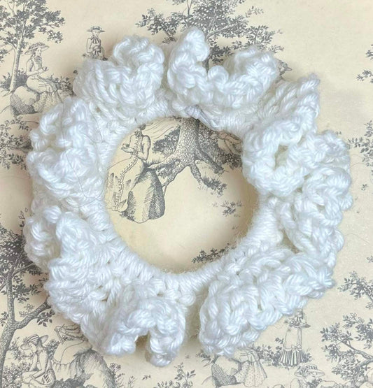 "See ME Now!" Handmade Crochet Glow in the Dark Scrunchie